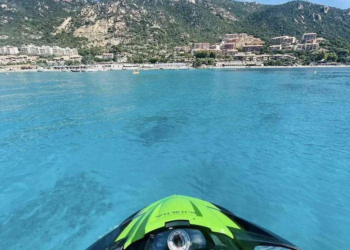 T2 Avec Piscine Chauffée - Vue Exceptionnelle Sur La - Parking&wifi - à 50m Ajaccio (Corsica)