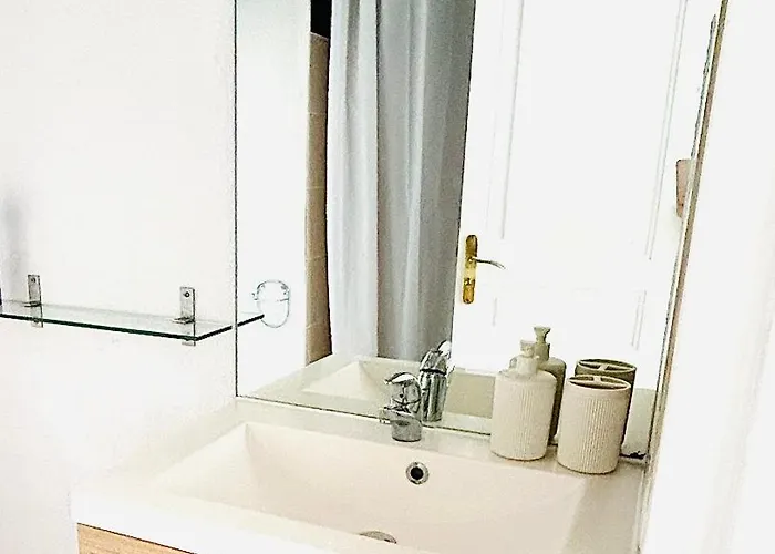 T2 Avec Piscine Chauffée - Vue Exceptionnelle Sur La - Parking&wifi - à 50m Appartement